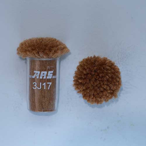 ARS 3J17 Wool Pom