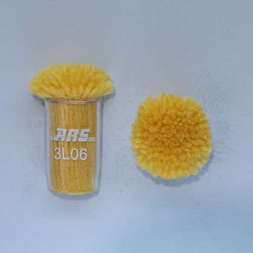 ARS 3L06 Wool Pom