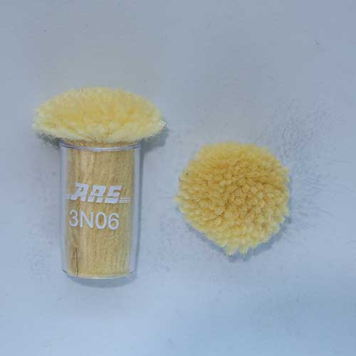 ARS 3N06 Wool Pom