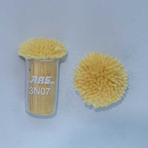 ARS 3N07 Wool Pom