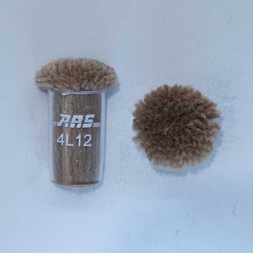 ARS 4L12 Wool Pom