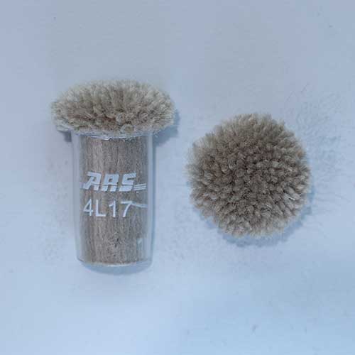 ARS 4L17 Wool Pom