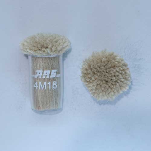 ARS 4M18 Wool Pom