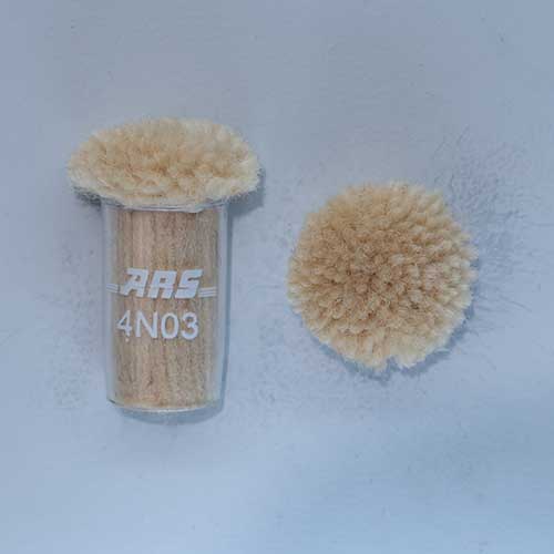 ARS 4N03 Wool Pom