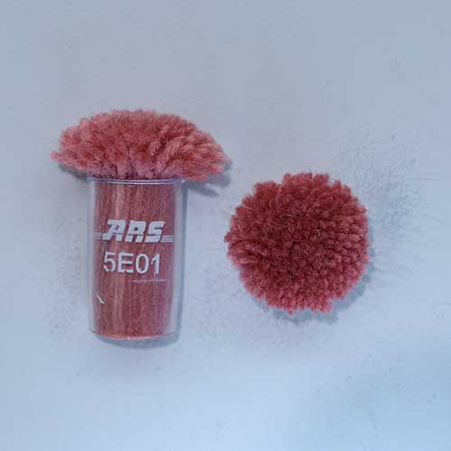 ARS 5E01 Wool Pom