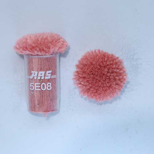 ARS 5E08 Wool Pom