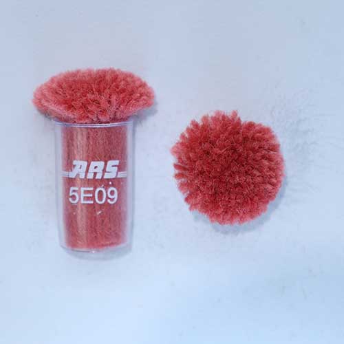 ARS 5E09 Wool Pom