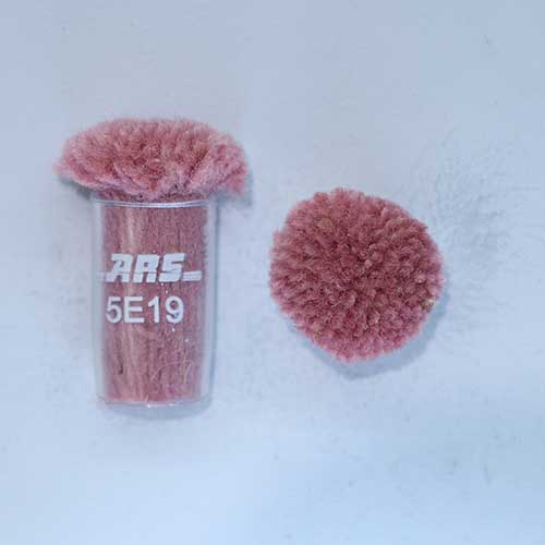 ARS 5E19 Wool Pom