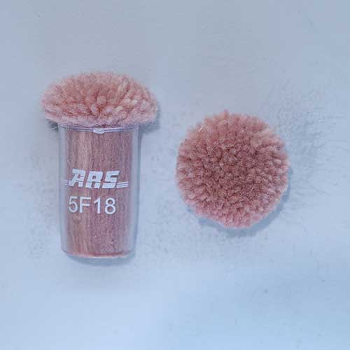 ARS 5F18 Wool Pom