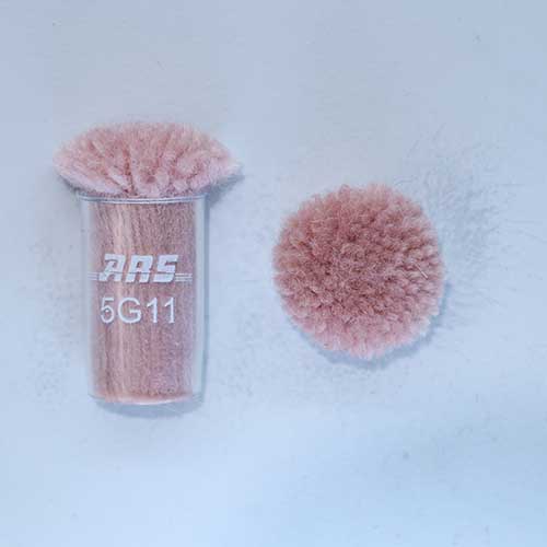 ARS 5G11 Wool Pom