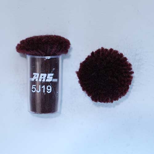 ARS 5J19 Wool Pom